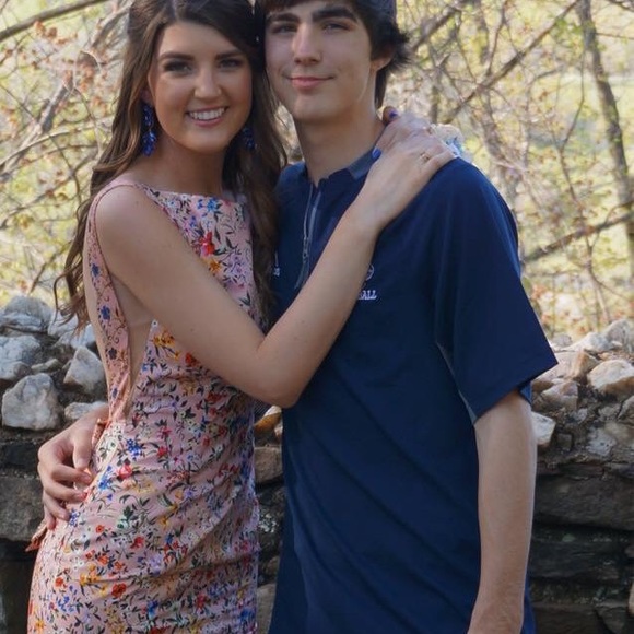 Prom Dress - Picture 4 of 8